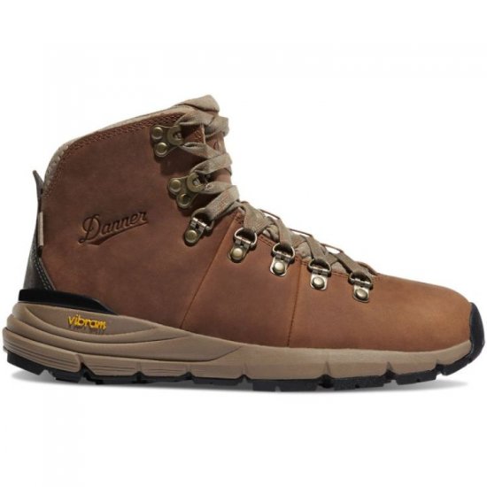Danner Women's Boots Mountain 600 4.5" Rich Brown - Click Image to Close